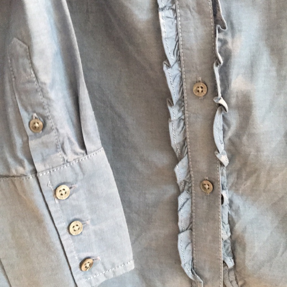 Tommy Hilfiger Long Sleeve Button Down Shirt with Ruffle Detail Size S - Picture 4 of 12